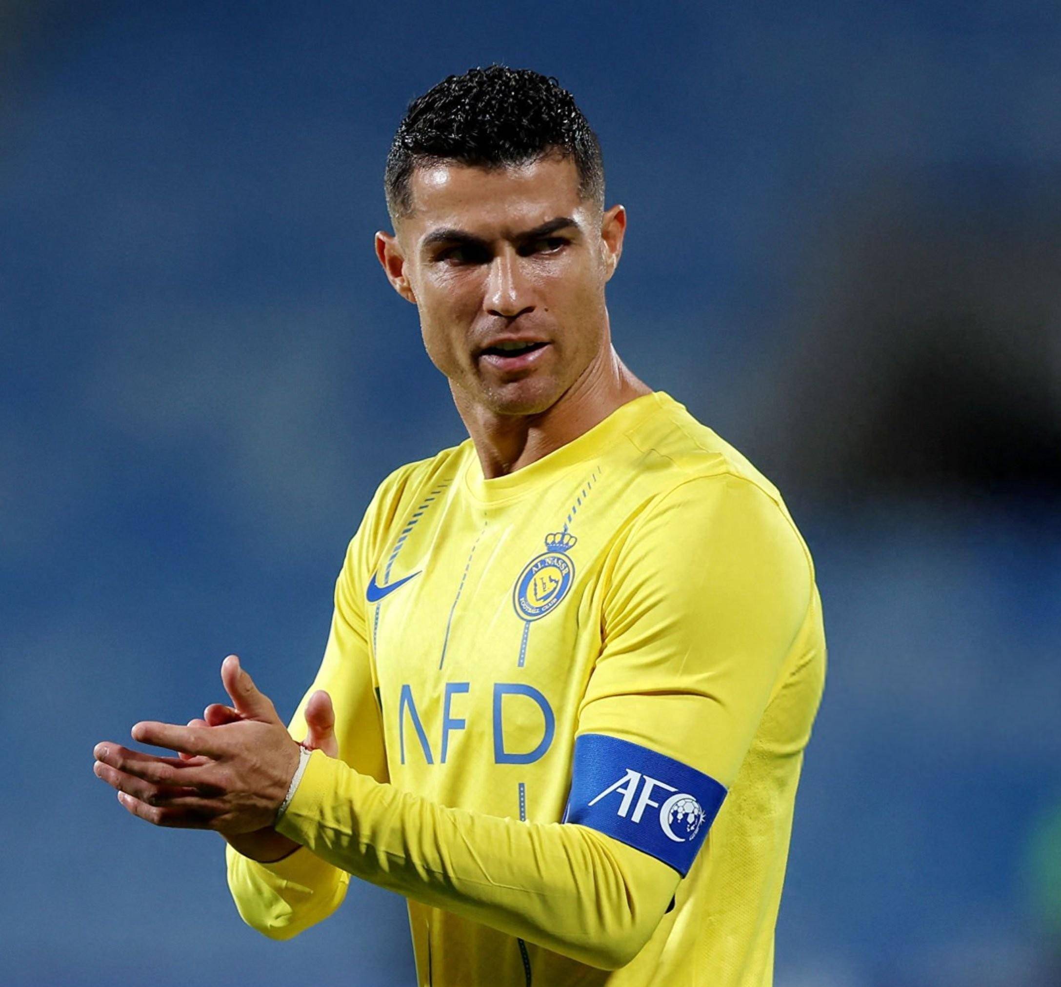 包含里程碑夜AC米兰队长鼓劲,亚冠冲刺阶段刷纪录,赛场秩序良好,细节决定成败的词条 包含里程碑夜AC米兰队长鼓劲,亚冠冲刺阶段刷纪录,赛场秩序良好,细节决定成败的词条